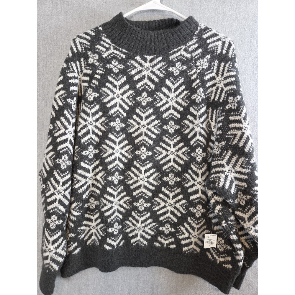 Old Navy XL Wool Blend Gray Snowflake Mock Neck Fair Isle Sweater NEW